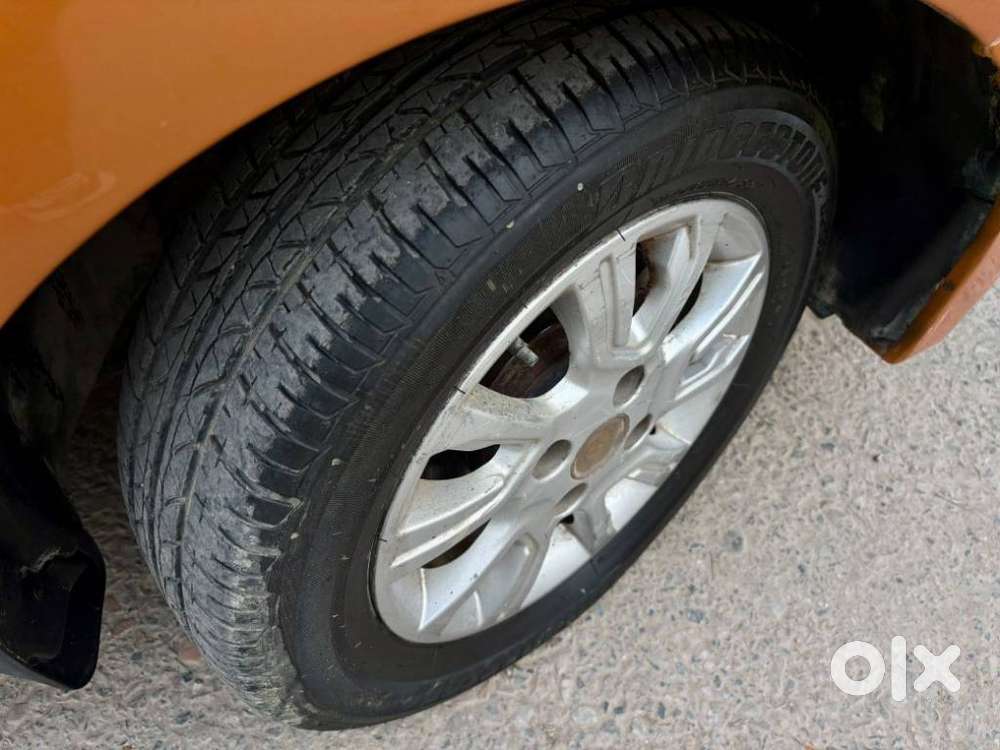 Tata Tiago 1.2 Revotron Xza, 2017, Petrol