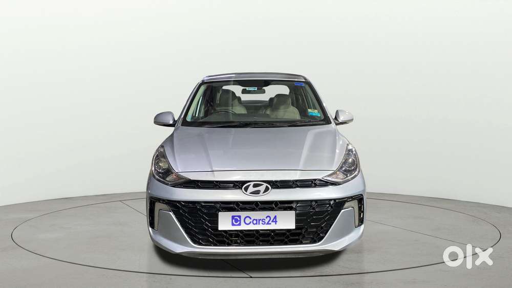 Hyundai Aura Sx (o) Manual, 2023, Petrol