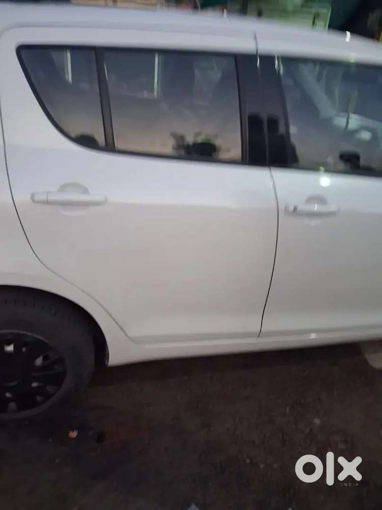 Maruti Suzuki Swift 2015