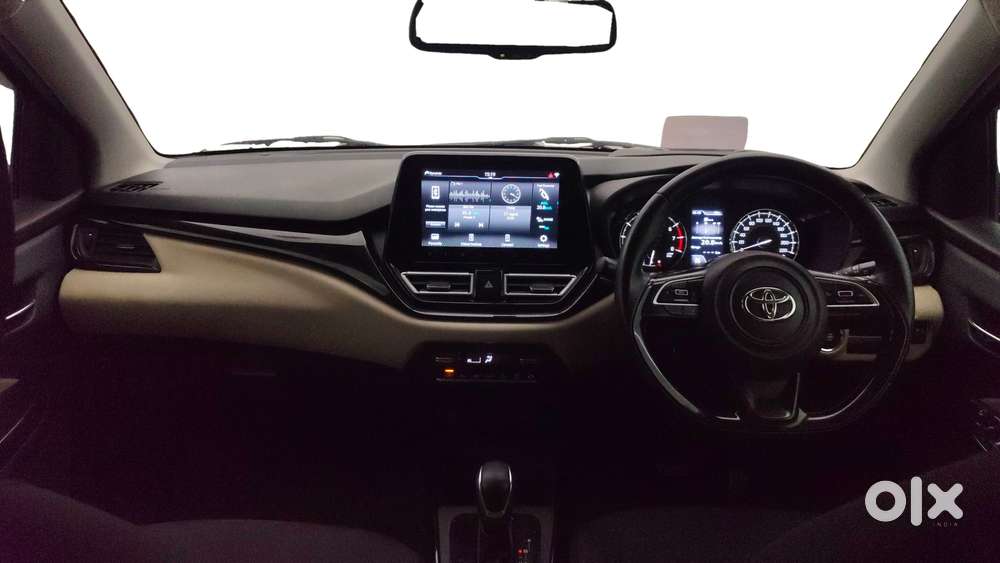 Toyota Glanza 1.2 V Amt, 2024, Petrol