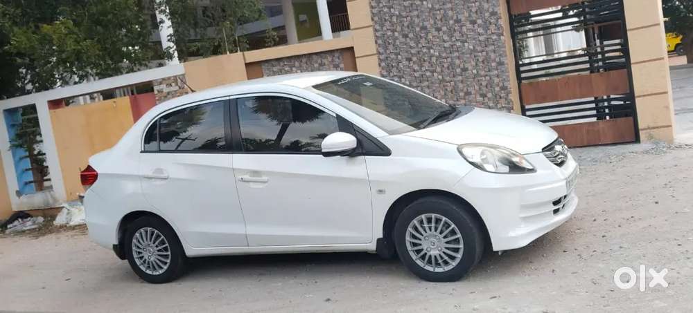 Honda Amaze 2016 Petrol Well Maintained