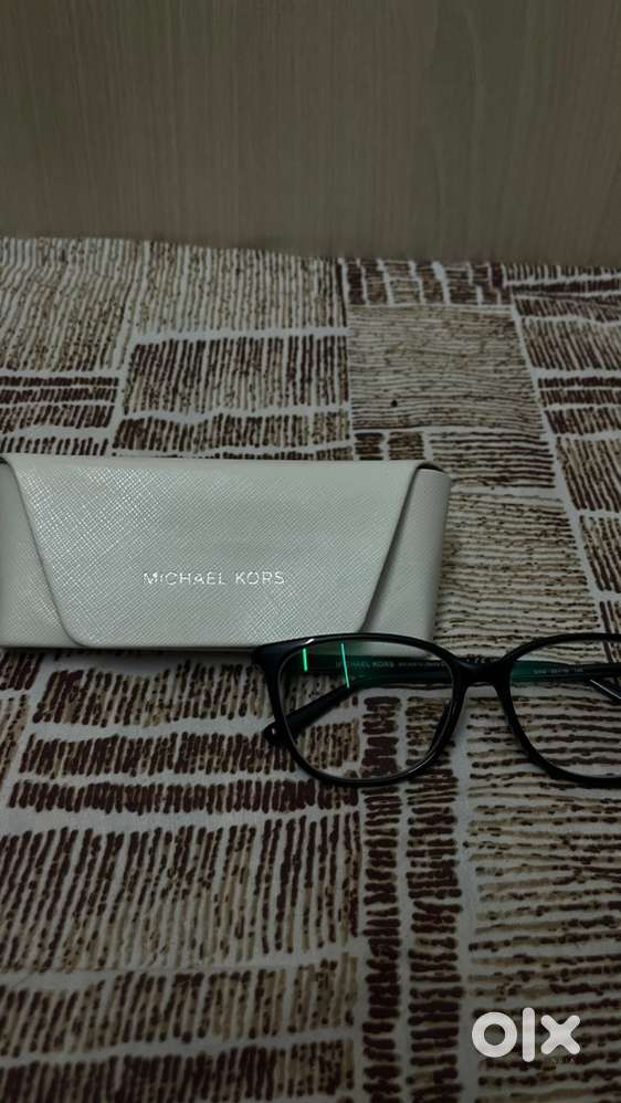 Michael Kors Frame (imported, unisex)