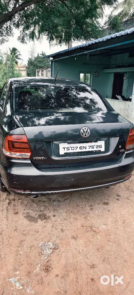 Volkswagen Vento Comfortline 2015