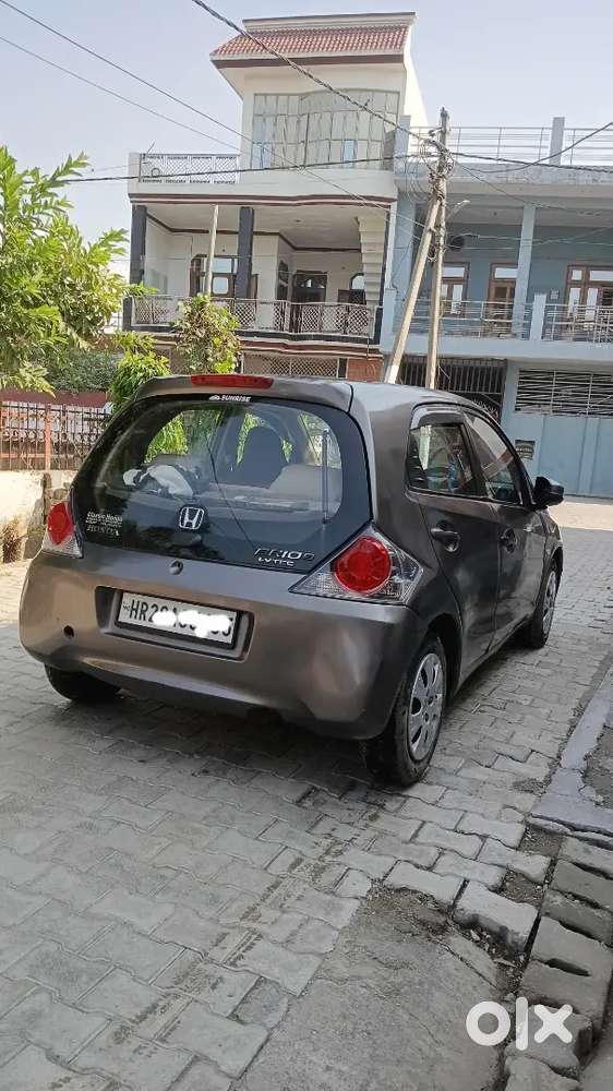 Honda Brio 2012 Petrol Well Maintained