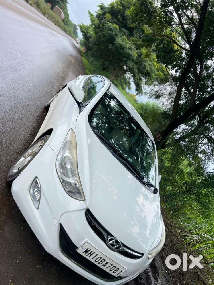 Hyundai Elantra 2012