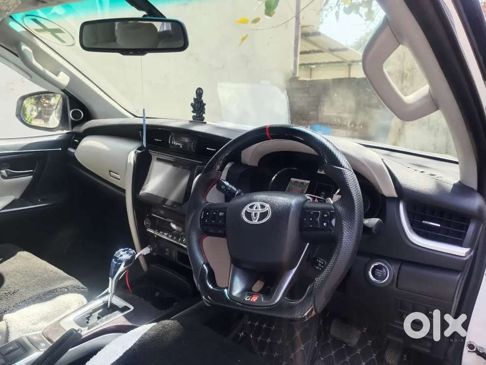 Toyota Fortuner Legender 2018