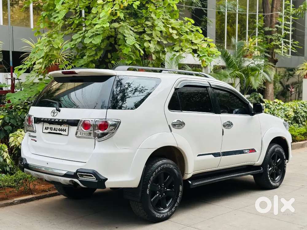 Toyota Fortuner 2010 Diesel Manual 4x4