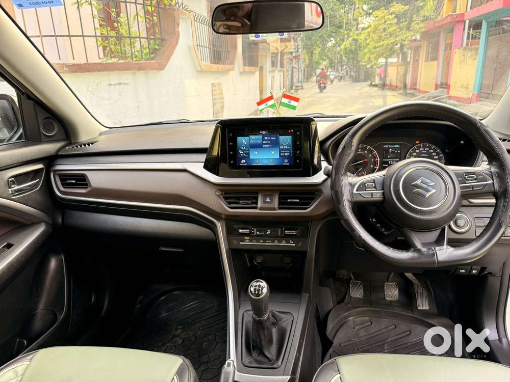 Maruti Suzuki Brezza 1.5 Zxi Smart Hybrid, 2023, Petrol
