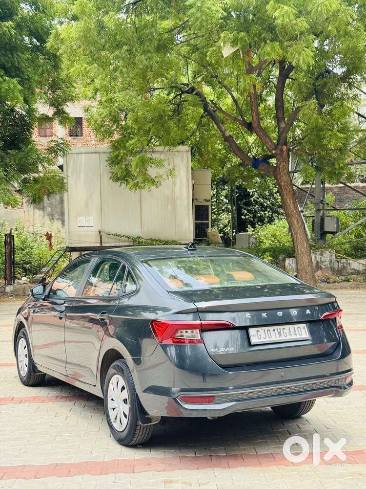 Skoda Slavia 1.0 Active Tsi, 2022, Petrol