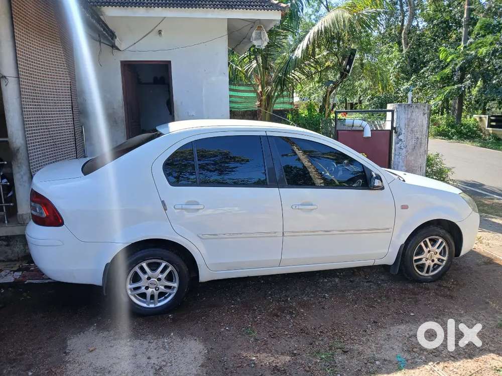 Ford Fiesta Classic 2010 Petrol Well Maintained