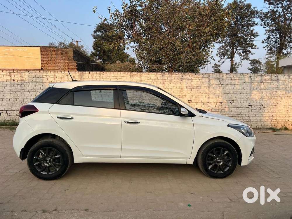Hyundai Elite I20 [ ] 1.2 Sportz, 2018, Petrol