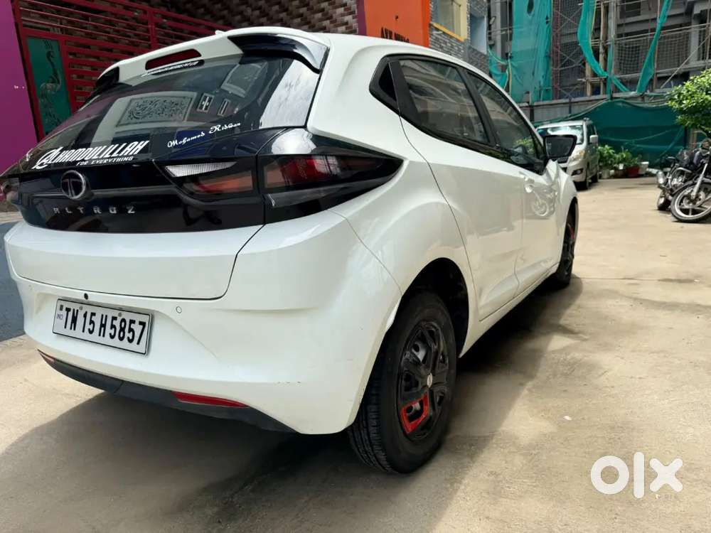 My Like New.tata Altroz 1.2 Xe 2025
