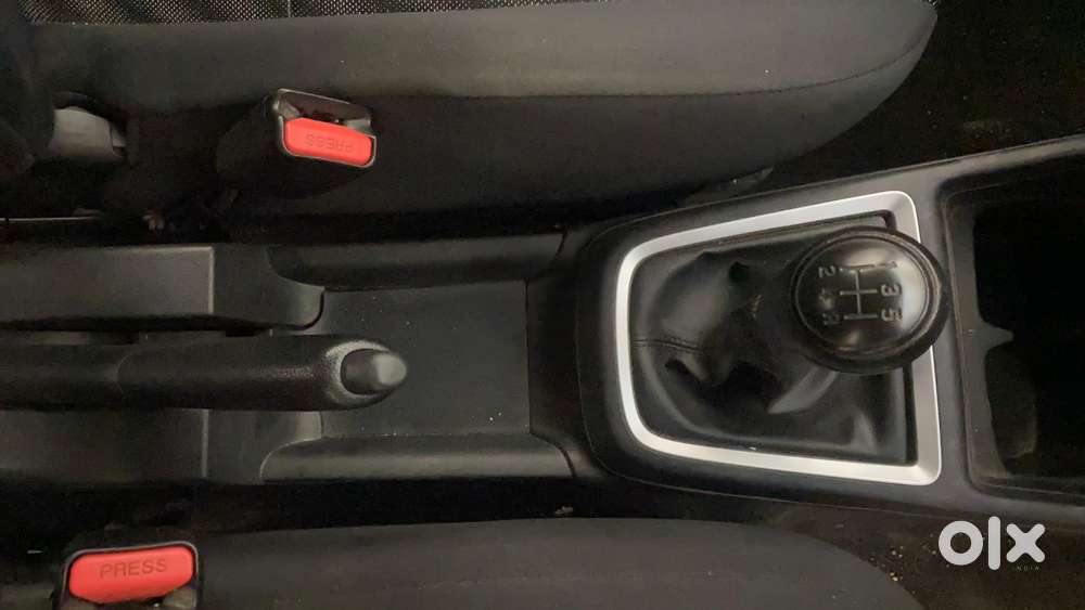 Maruti Suzuki Swift Vvt Lxi, 2022, Petrol