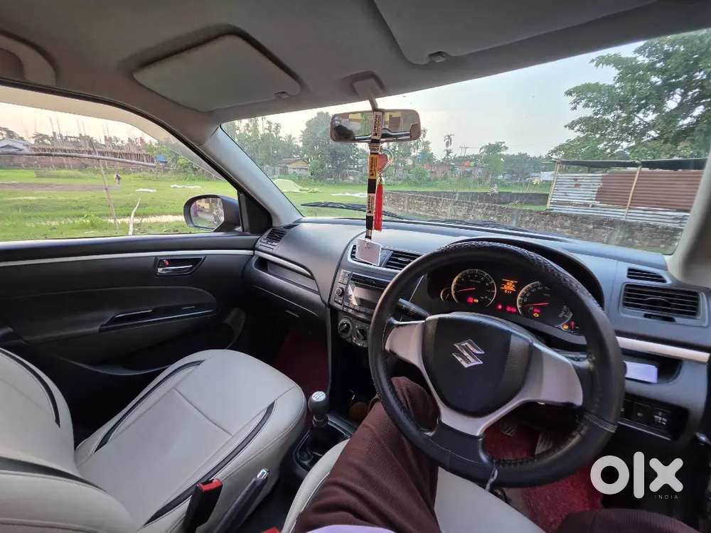 Maruti Suzuki Swift Vxi Petrol 2017