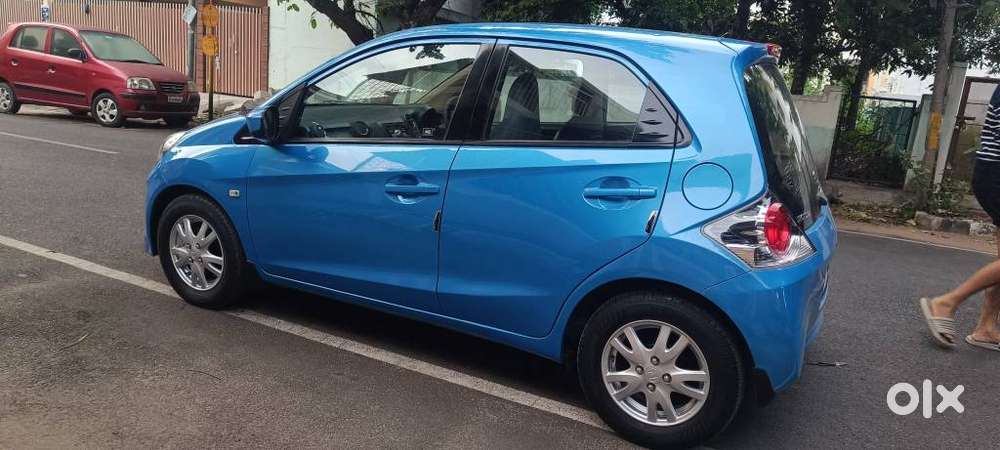 Honda Brio V Mt, 2012, Petrol