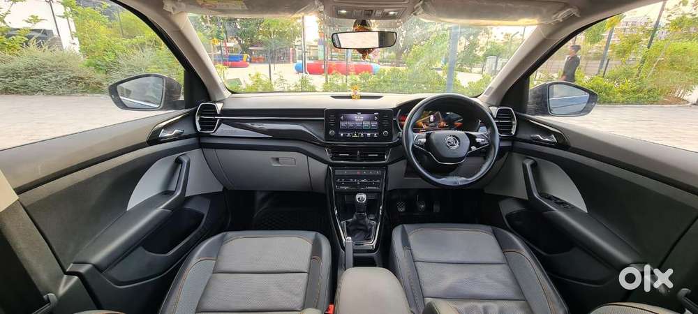 Skoda Kushaq 1.0 Tsi Style, 2023, Petrol