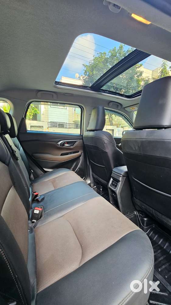 Toyota Urban Cruiser Hyryder 1.5 V Hybrid, 2025, Petrol