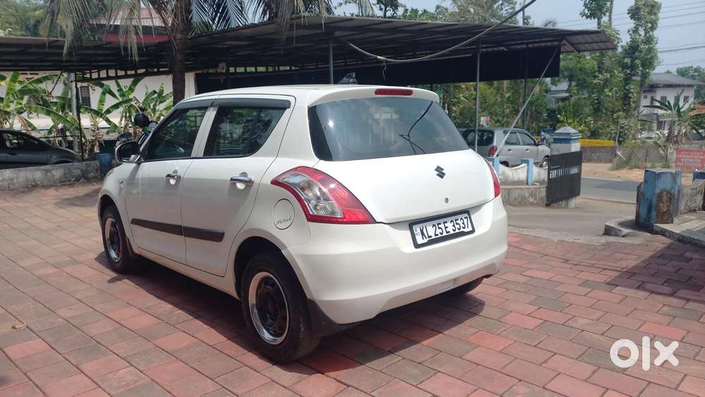 Maruti Suzuki Swift 1.2 Abs, 2013, Petrol