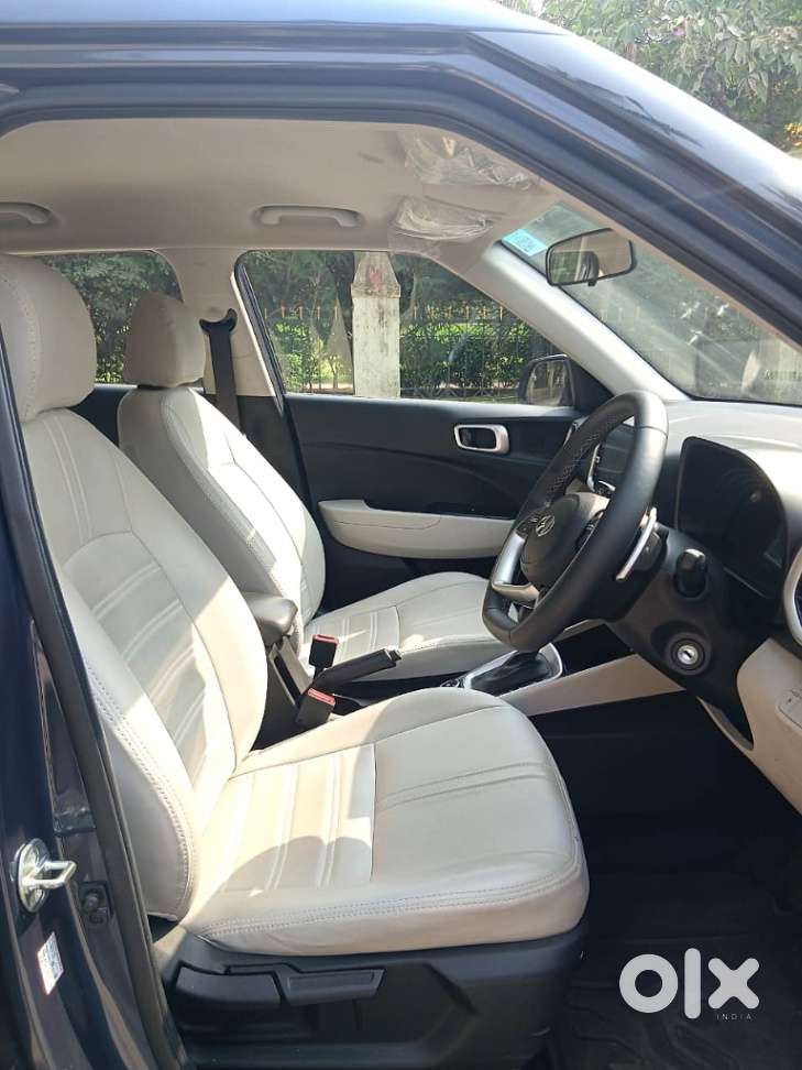 Hyundai Venue 1.0 S (o) Turbo Dct, 2024, Petrol