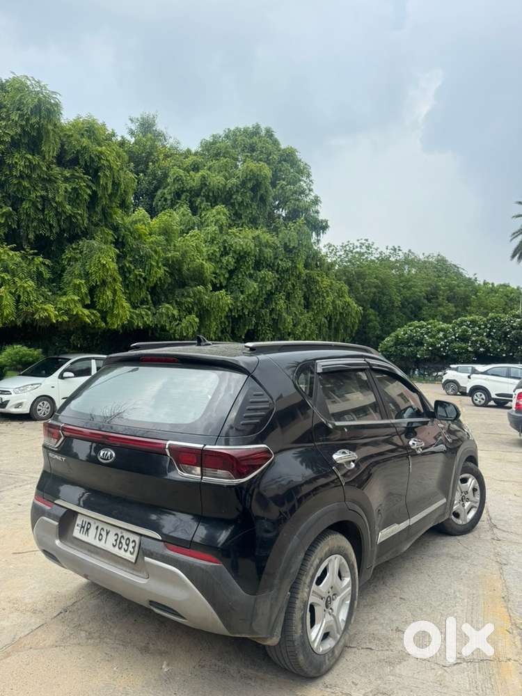 Kia Sonet Petrol 2021