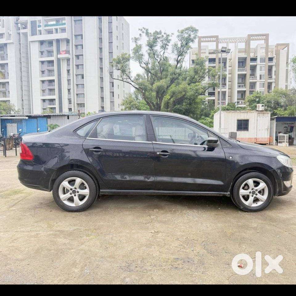 Skoda Rapid 1.5 Tdi Ambition Plus, 2015, Diesel