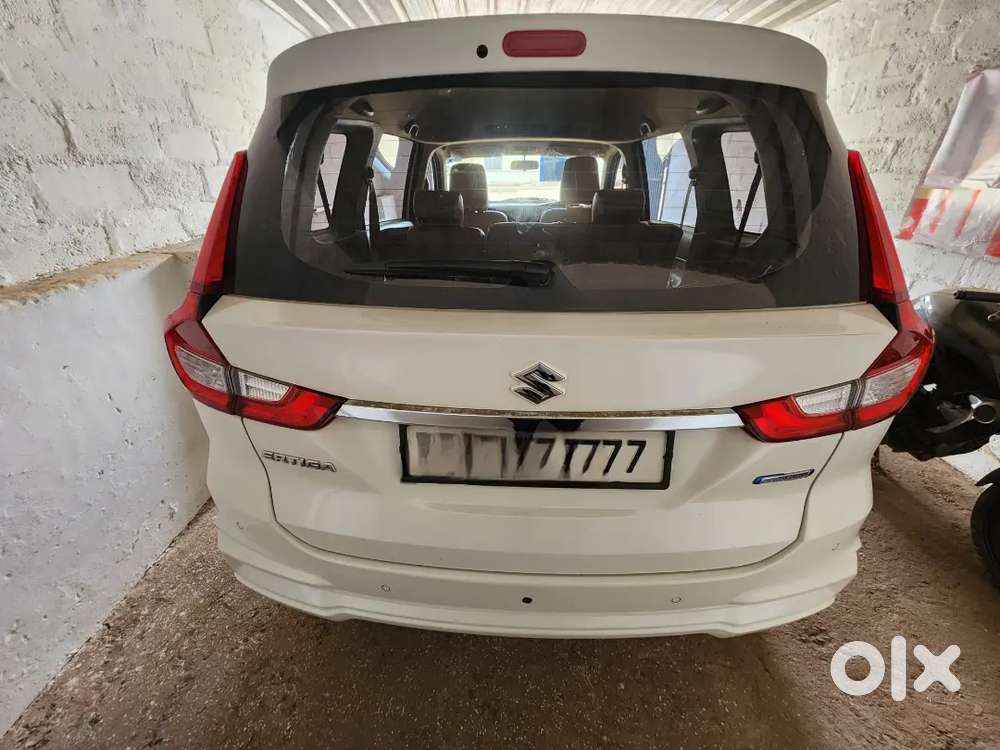 Ertiga Zxi