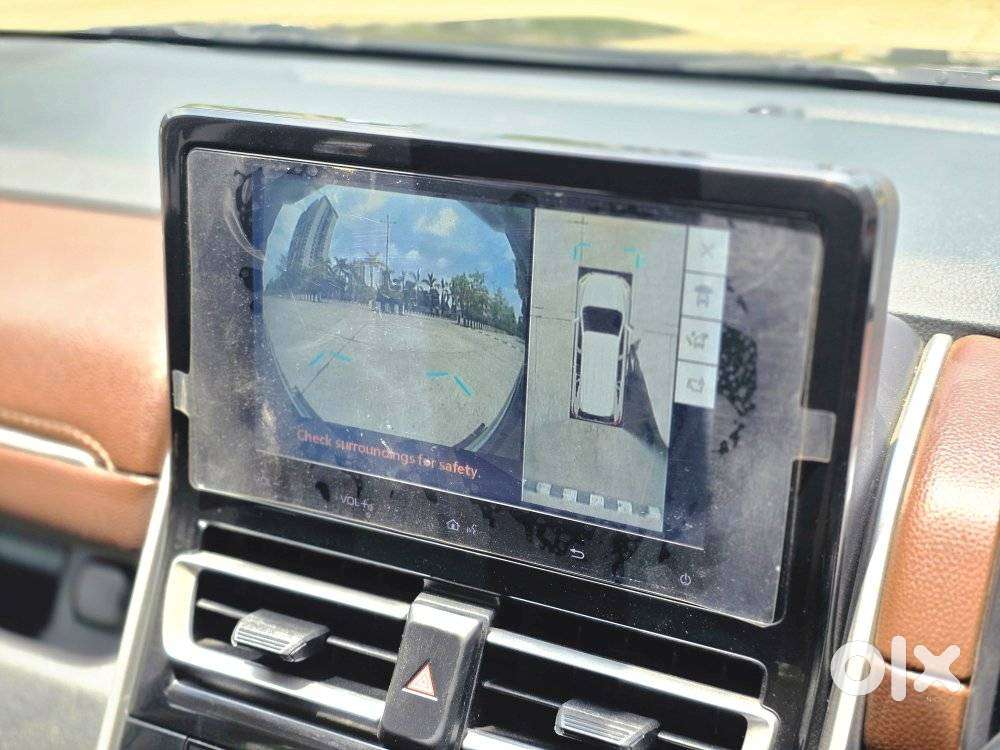 Toyota Innova Hycross 2.0 Vx Hybrid 8 Str, 2025, Petrol