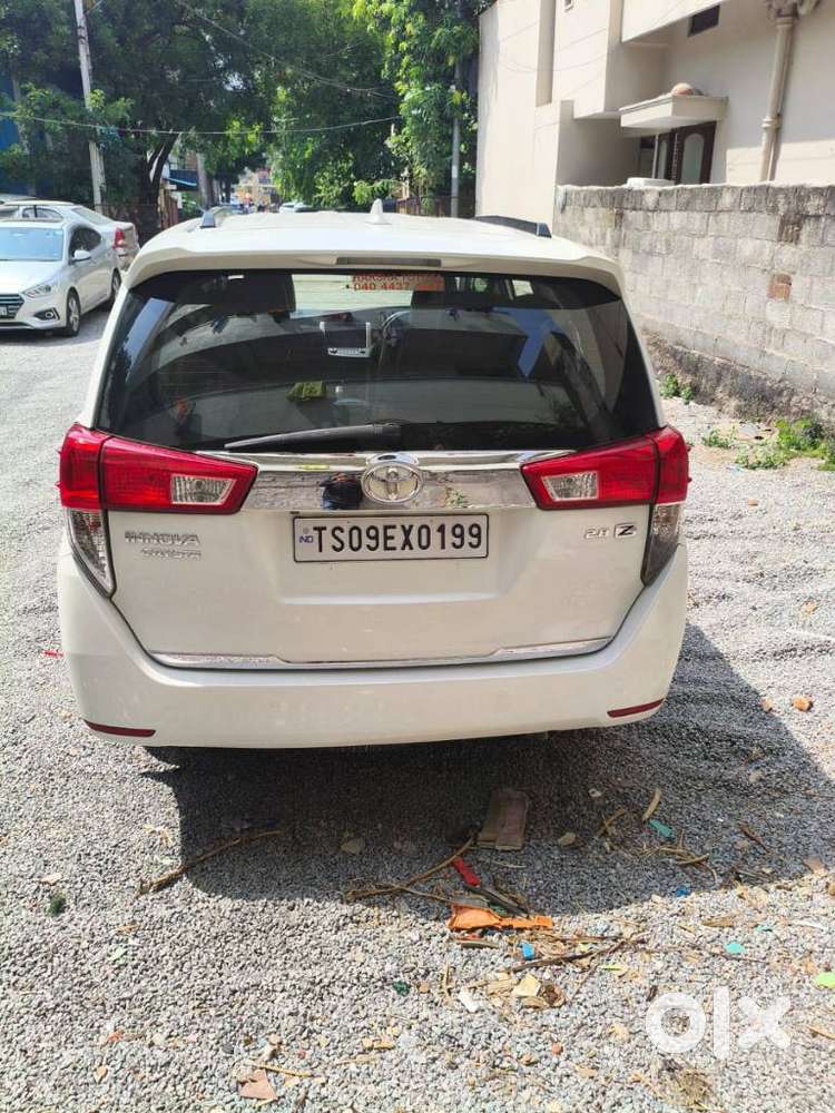 Toyota Innova Crysta 2.8 Z, 2017, Diesel