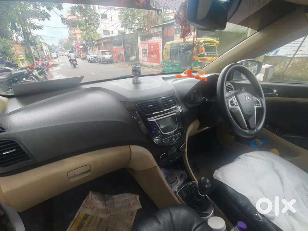 Hyundai Verna Fluidic 2011 Diesel Manual