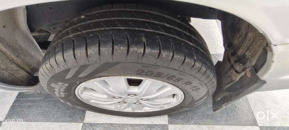 Toyota Innova 2011 Diesel 107000 Km Driven