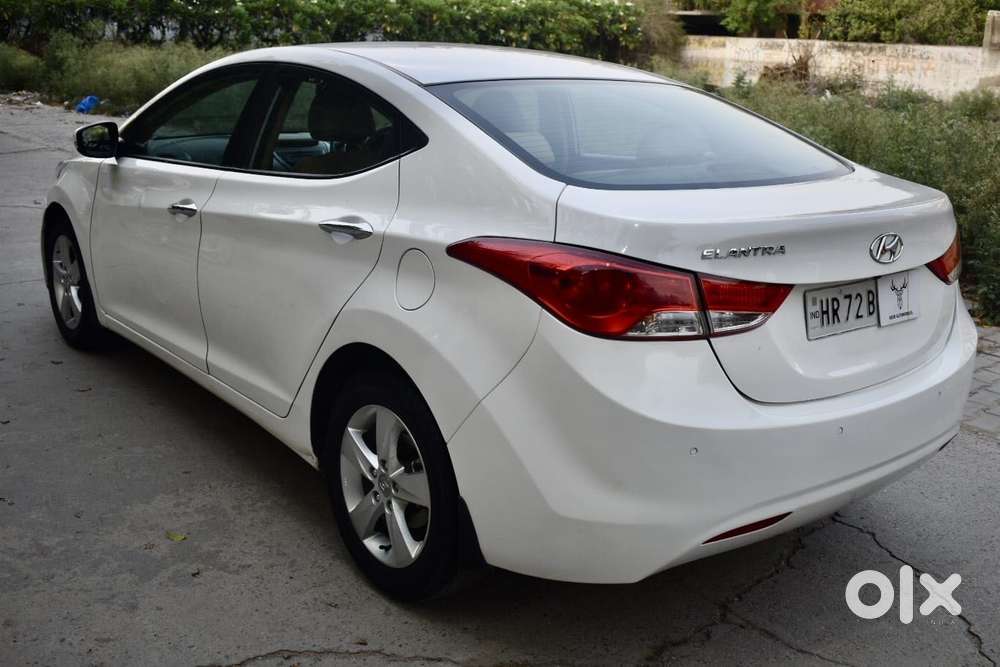 Hyundai New Elantra 1.8 Sx (o) At Vtvt, 2015, Petrol