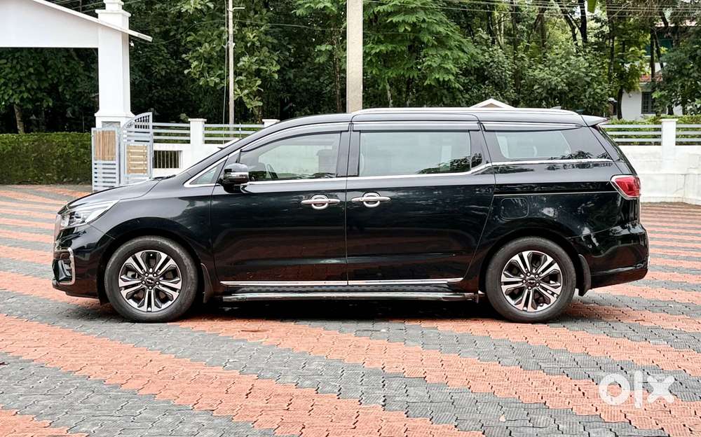 Kia Carnival Limousine Plus 7 Str, 2021, Diesel