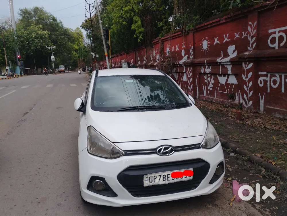 Hyundai Grand I10 2015 Diesel 80000 Km Driven