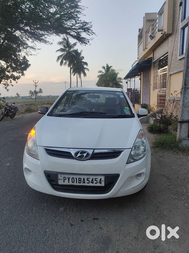 Hyundai I20 2010 Petrol Well Maintained