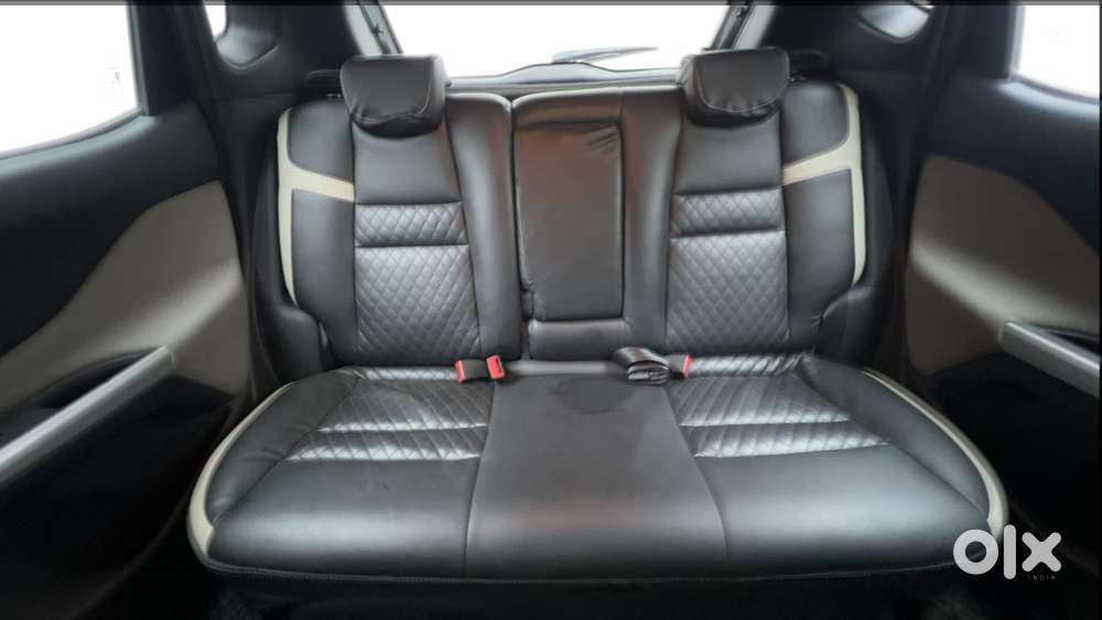 Nissan Magnite Xv Turbo, 2021, Petrol