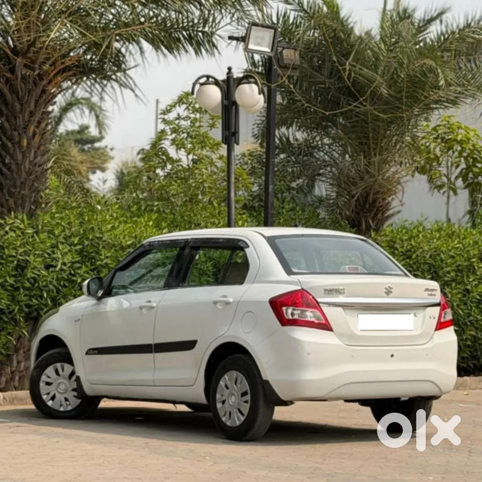 Maruti Suzuki Swift Dzire 1.3 Vxi, 2015, Petrol