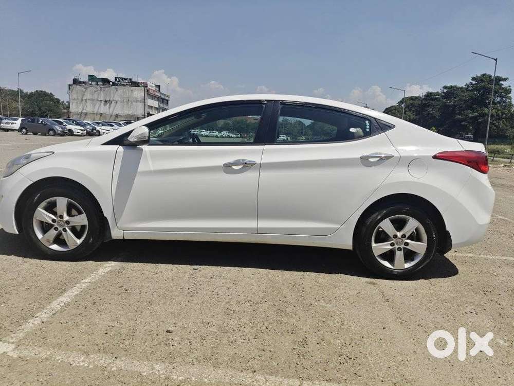 Hyundai Elantra 1.6 Sx Option, 2013, Petrol