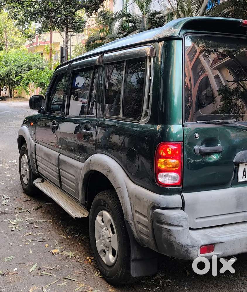 Mahindra Scorpio 2003