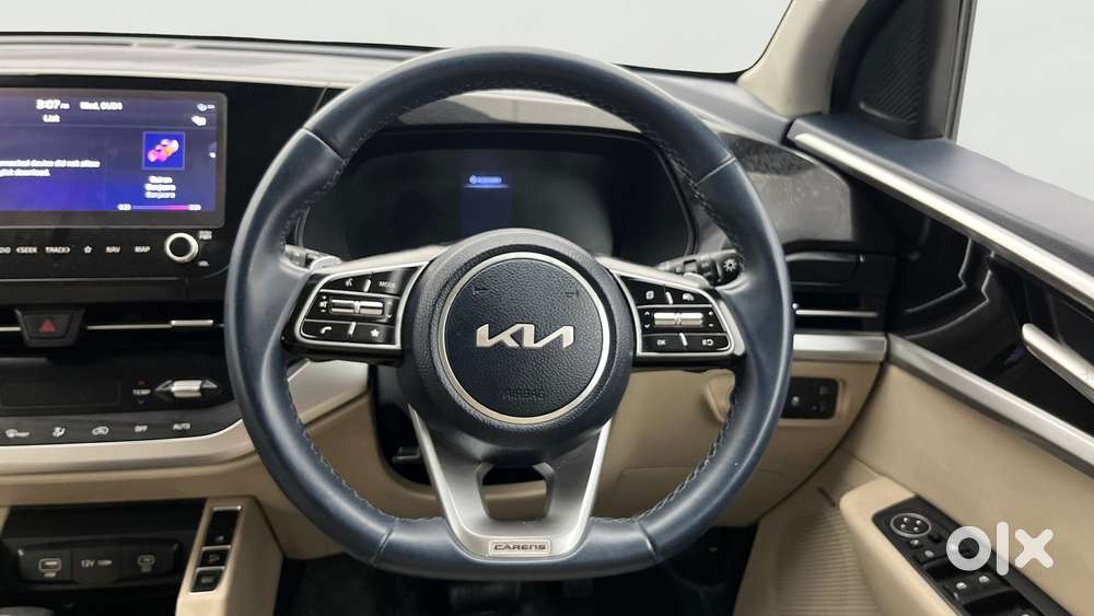 Kia Carens 1.4 Luxury Plus Dct 7 Str, 2022, Petrol