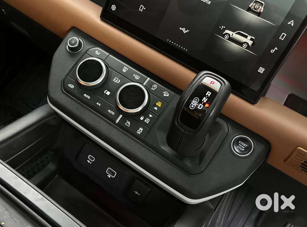 Land Rover Defender, 2025, Petrol