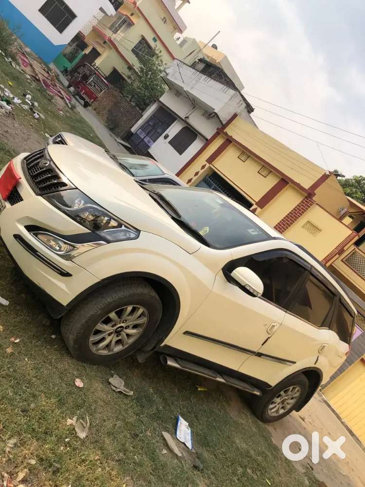 Xuv 500 W10 2019 Model Nice Car .