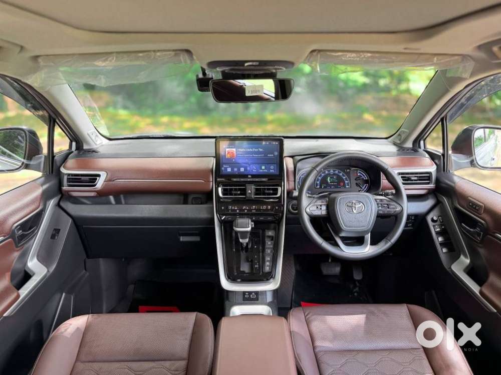 Toyota Innova Hycross 2.0 Zx (o) Hybrid 7 Str, 2024, Cng & Hybrids