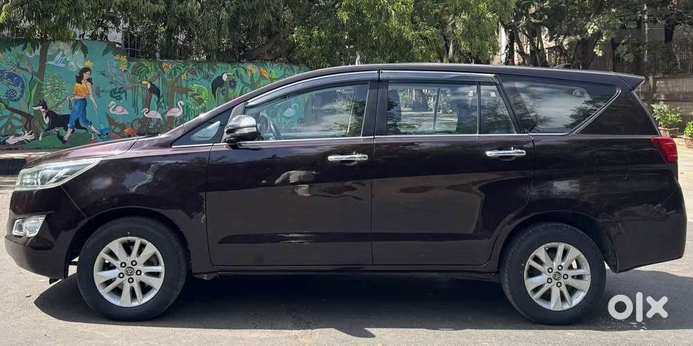 Toyota Innova Crysta 2.4 Vx Mt 8s, 2016, Diesel