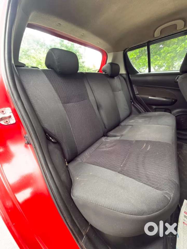 Maruti Suzuki Swift Vxi Optional, 2015, Petrol