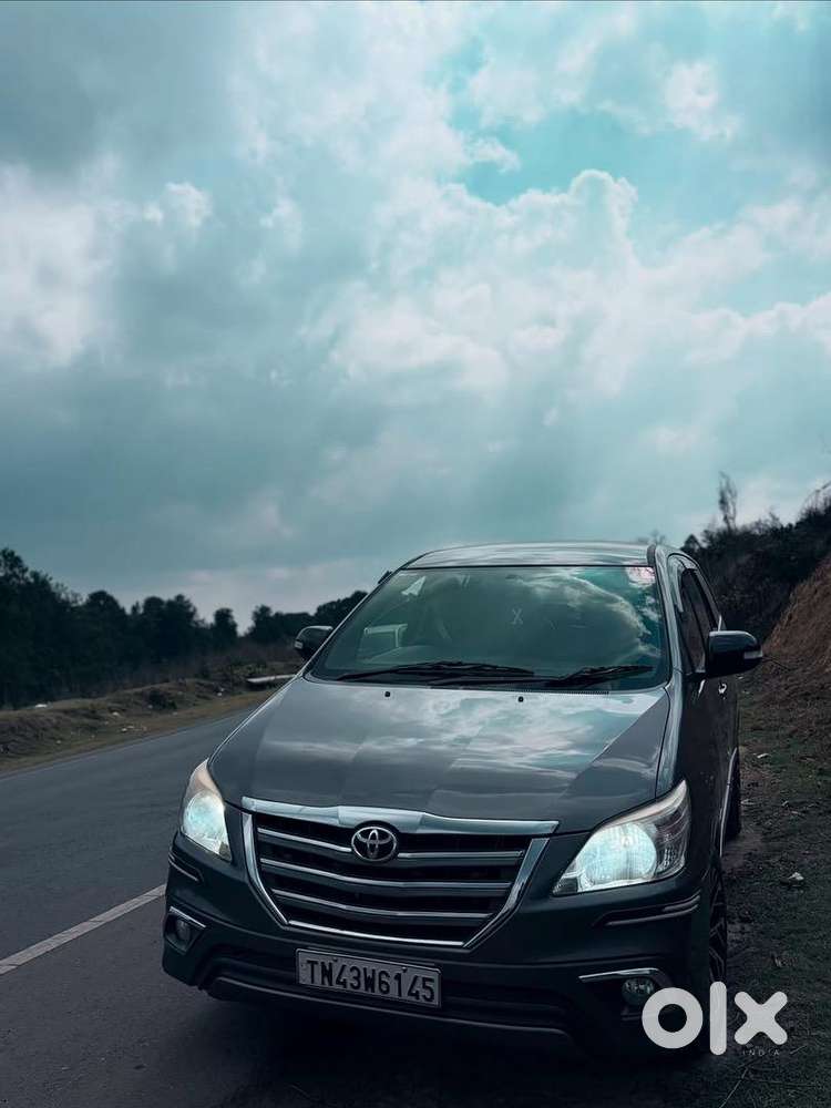 Toyota Innova Diesel Manual 2nd Owner 2014