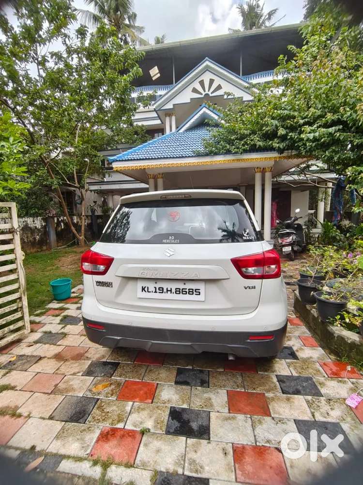 Maruti Suzuki Brezza 2017 Diesel 45000 Km Driven