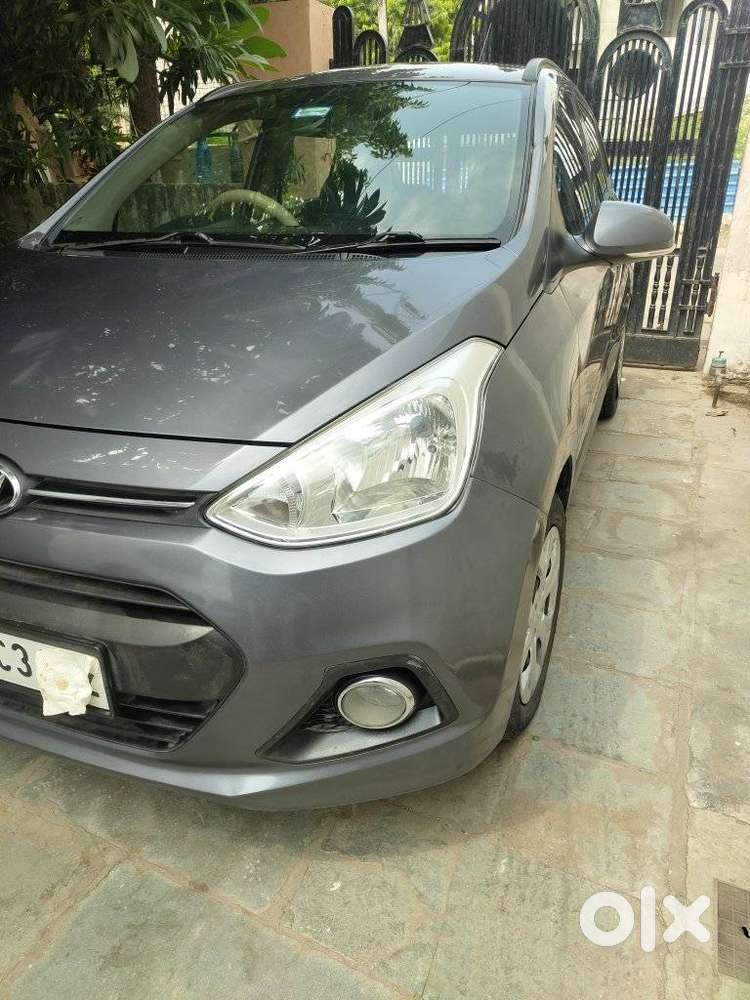 Hyundai Grand I10 Sportz Celebration Edition, 2016, Petrol