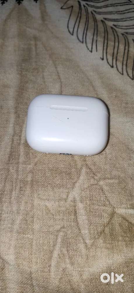 Apple air pods pro gen2 one month use