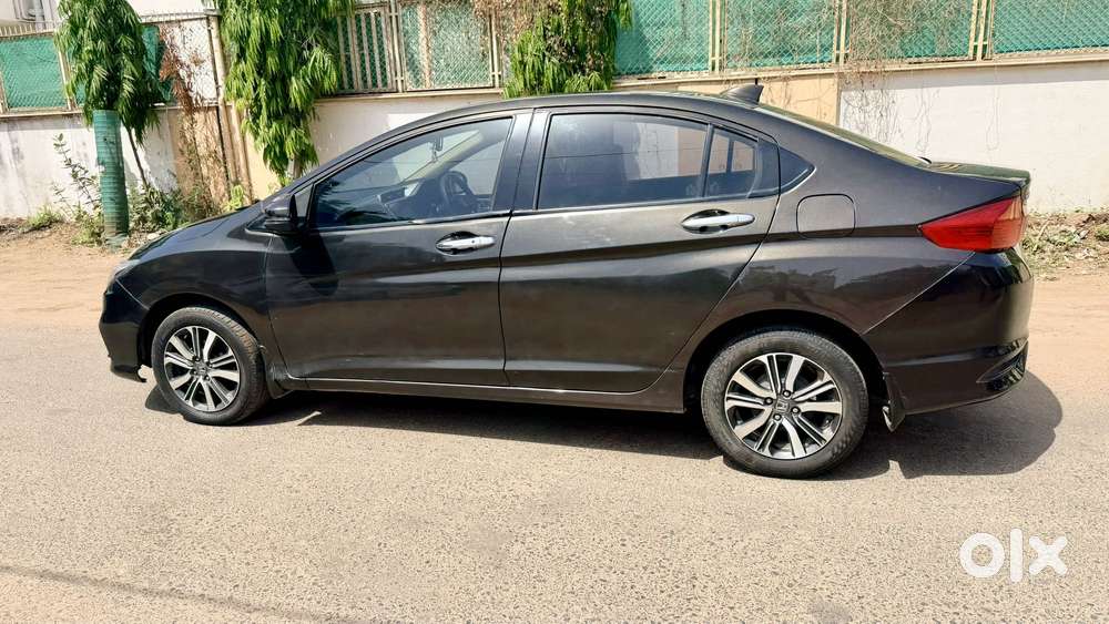Honda City V At Exclusive, 2017, Petrol