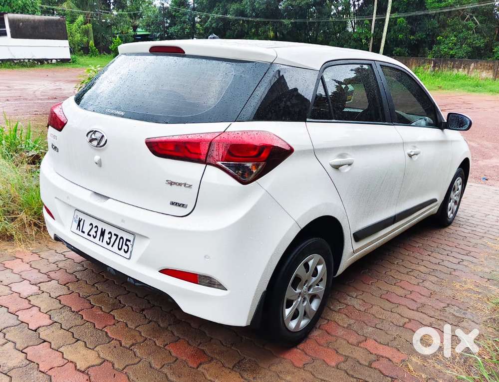 Hyundai New I20 1.2 Sportz Mt, 2016, Petrol